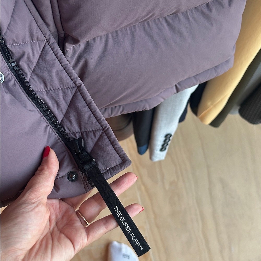 Aritzia Mauve Puffer Jacket - Picture 4 of 4